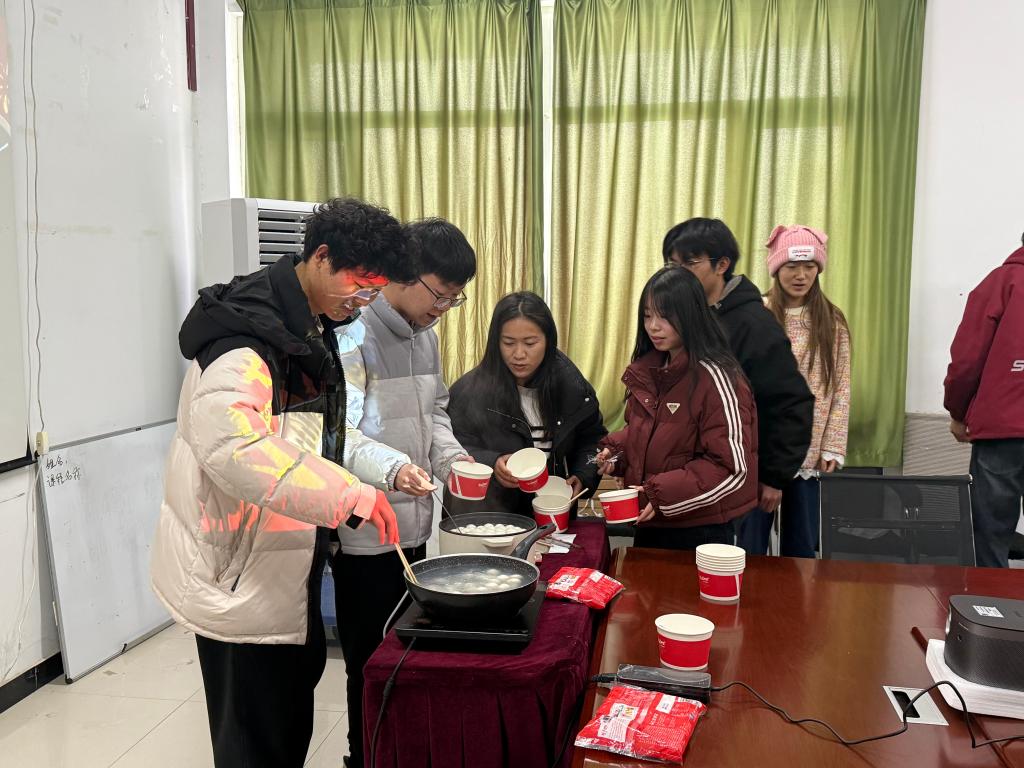 52a5c019990ee7250f37344cdab48bbb